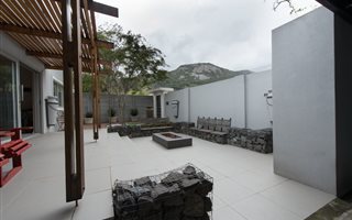 4 Bedroom House in Paarl Central West