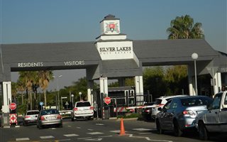 Studio Apartment in Silver Lakes Golf Estate
