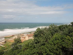 6842 m² Land available in Desainagar