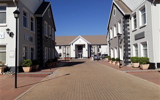 64 m² Commercial space in Centurion CBD
