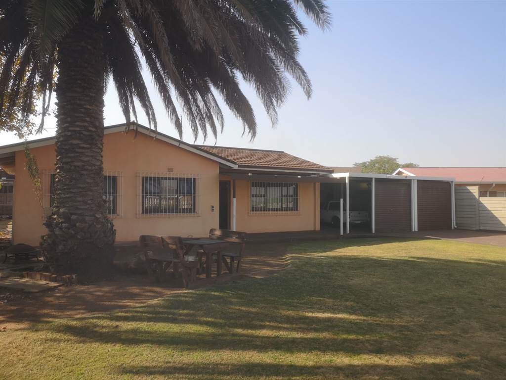 3 Bed House for sale in Van Dyk Park T2809634 Private Property