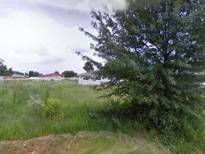1112 m² Land available in Rothdene