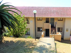 2 Bedroom Apartment in Bellair
