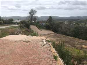 1050 m² Land available in Knysna Heights