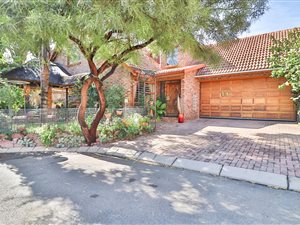 4 Bed House in Pomona