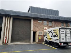 463.640014648438 m² Industrial space in Strydompark
