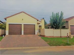 3 Bed House in Bloubosrand