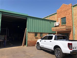 829 m² Industrial space in Gateway Industrial Park