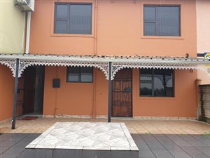 3 Bed House in Bombay Heights