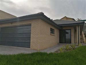 3 Bed Duet in Seemeeu Park