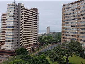 2 Bed Apartment in Doonside