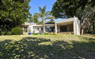 4 Bedroom House in Gallo Manor