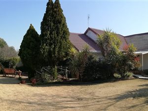 4 Bed House in Wilkoppies
