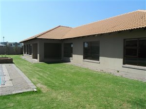 3 Bedroom House in Three Rivers East