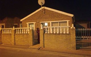 2 Bedroom House in Guguletu