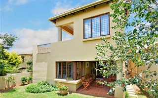 3 Bedroom Townhouse in Edenburg