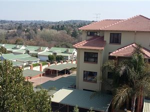 3 Bed Apartment in Sunninghill