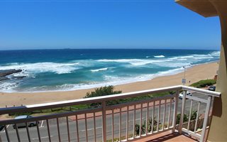 3 Bedroom Apartment in Umdloti Beach