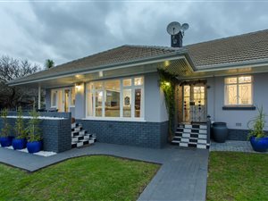 4 Bed House in Vrykyk