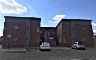 2 Bedroom Apartment in Esther Park