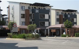 2 Bedroom Apartment in Modderfontein