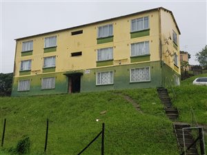2 Bed Apartment in Newlands East
