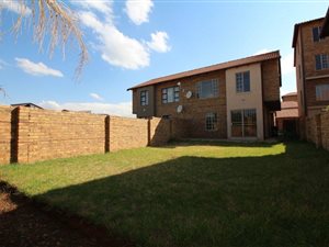 3 Bed Townhouse in Oukraal Estate