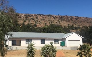 3.4 ha Farm in Hillshaven