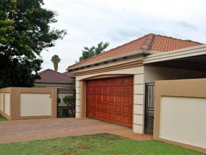 3 Bed House in Green Acres Estate