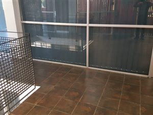 300 m² Commercial space in Panorama