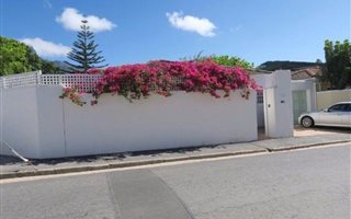 3 Bedroom House in Claremont Upper