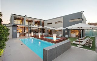 7 Bedroom House in Sonstraal