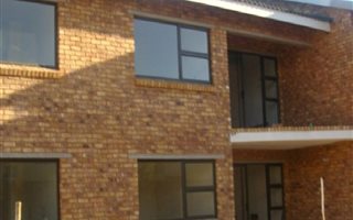 3 Bedroom Apartment in Witfield