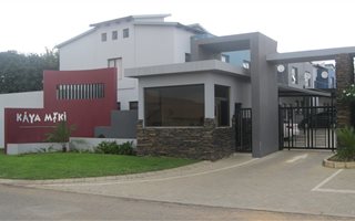 3 Bedroom Apartment in Azaleapark