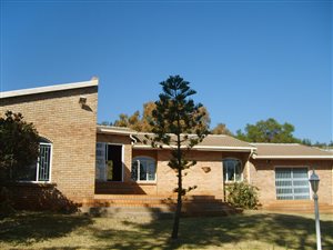 2 ha Farm in Honingklip AH