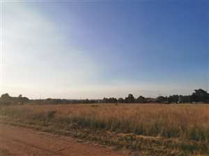 2404 m² Land available in Henley on Klip