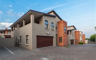 3 Bedroom Cluster in Alberante