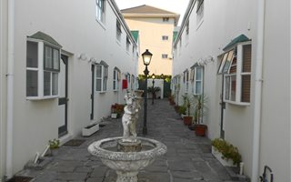 2 Bedroom Townhouse in Plumstead