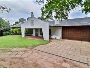 4 Bed House in West Riding
