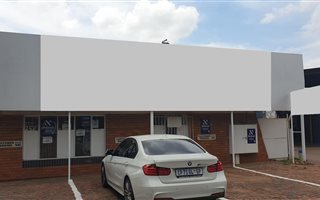 700 m² Industrial space in Pretoria North
