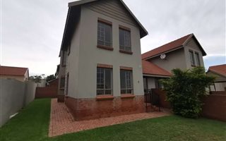 3 Bedroom Townhouse in Brooklands
