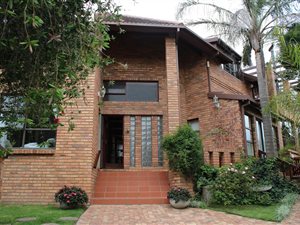 5 Bed House in Somerset Heights