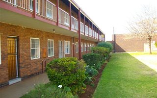2 Bedroom Simplex in Horison