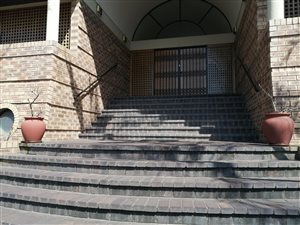 8 Bed House in Lotusville