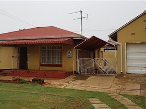 3 Bed House in Roodepoort West