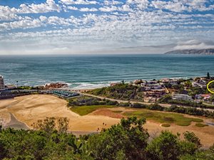 1019 m² Land available in Seaside Longships