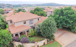 4 Bedroom House in Xanadu