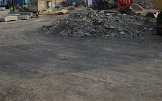 6000 m² Land available in Alton
