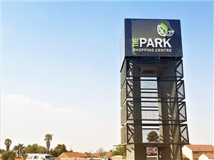 48 m² Commercial space in Elarduspark