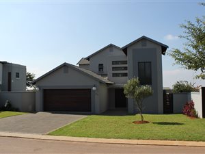 3 Bed House in Midstream Hill